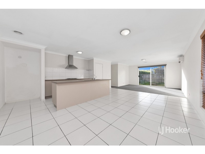 6 Misqa Avenue, Point Cook VIC 3030