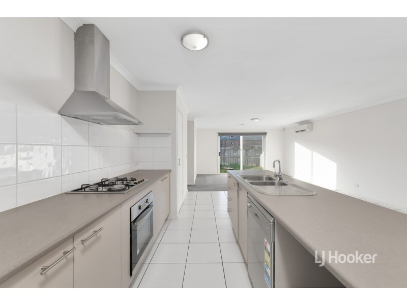 6 Misqa Avenue, Point Cook VIC 3030