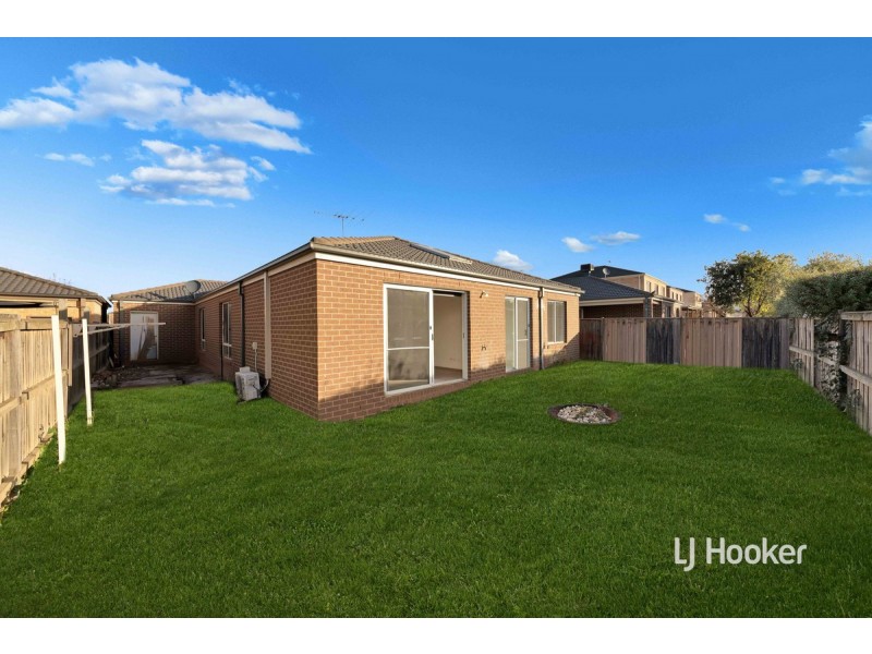 6 Misqa Avenue, Point Cook VIC 3030