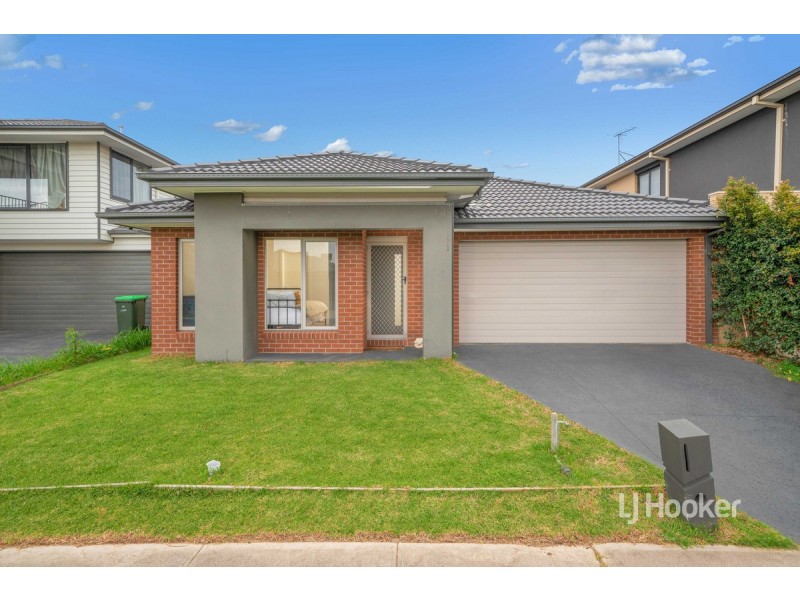26 Liberator Drive, Point Cook VIC 3030