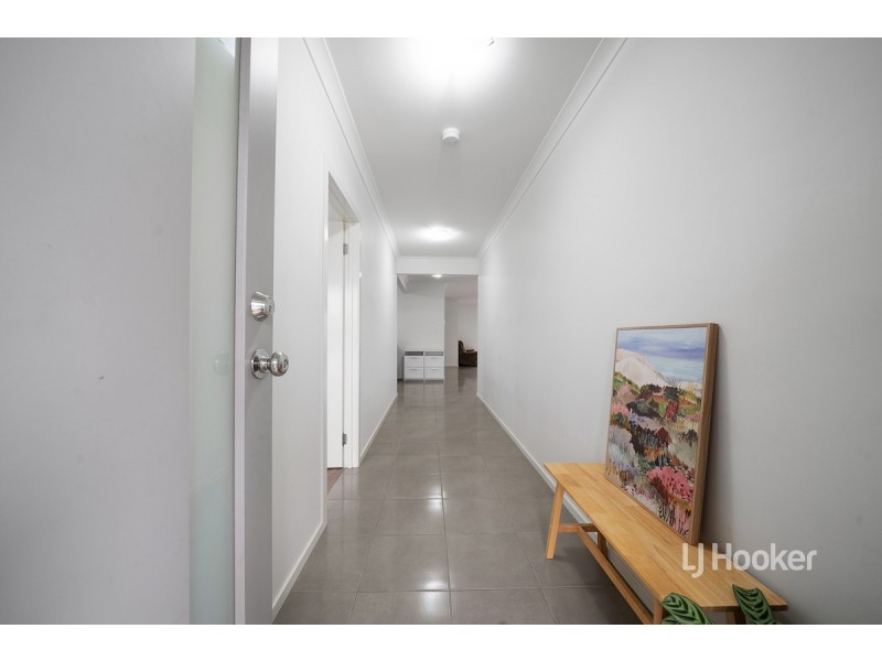 26 Liberator Drive, Point Cook VIC 3030