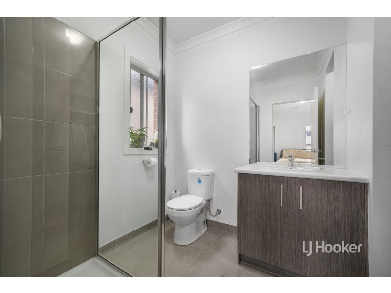 26 Liberator Drive, Point Cook VIC 3030