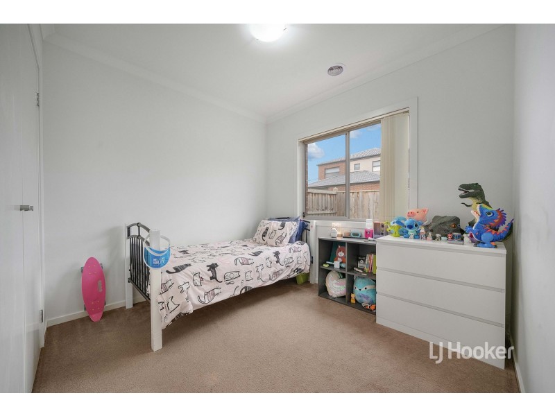 26 Liberator Drive, Point Cook VIC 3030