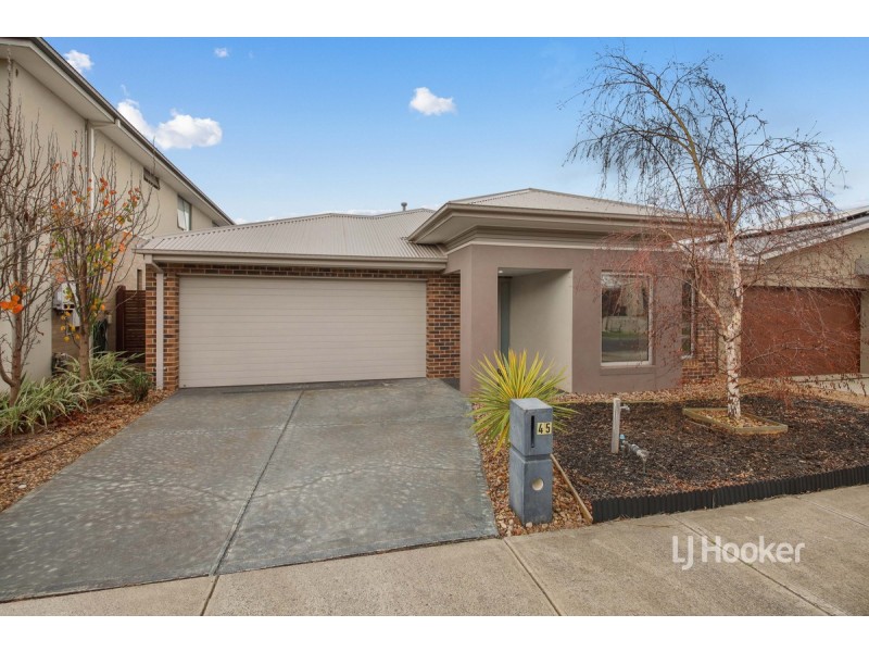 45 Carmen Road, Point Cook VIC 3030