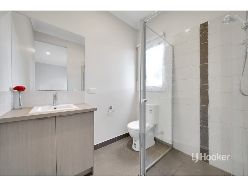 20 Cape Parade, Point Cook VIC 3030