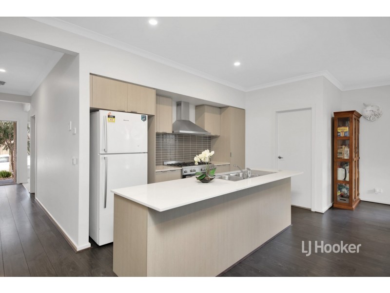 20 Cape Parade, Point Cook VIC 3030