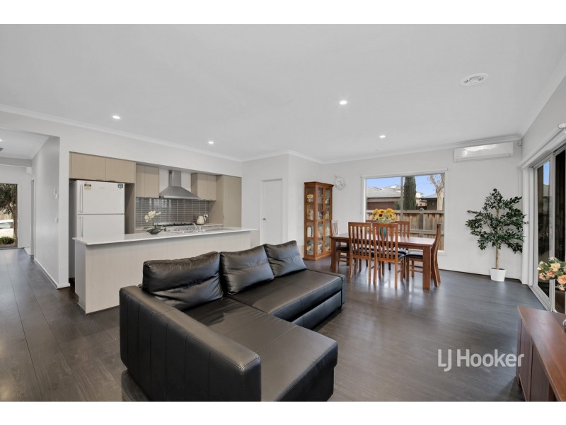 20 Cape Parade, Point Cook VIC 3030