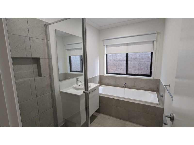 3 Byrock Street, Truganina VIC 3029