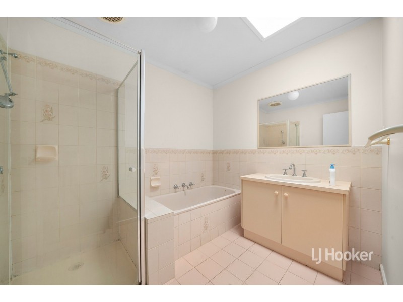 4B Paruna Place, Hoppers Crossing VIC 3029