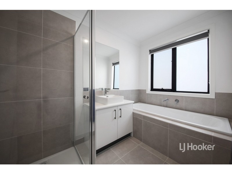 104 Newmarket Road, Werribee VIC 3030