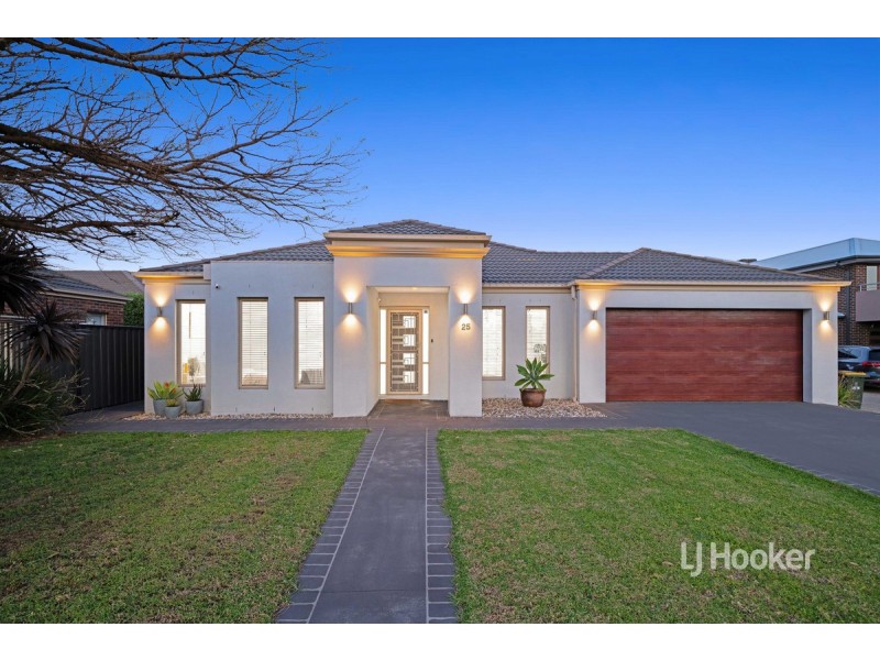 25 Peppertree Drive, Point Cook VIC 3030