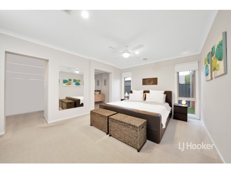 25 Peppertree Drive, Point Cook VIC 3030