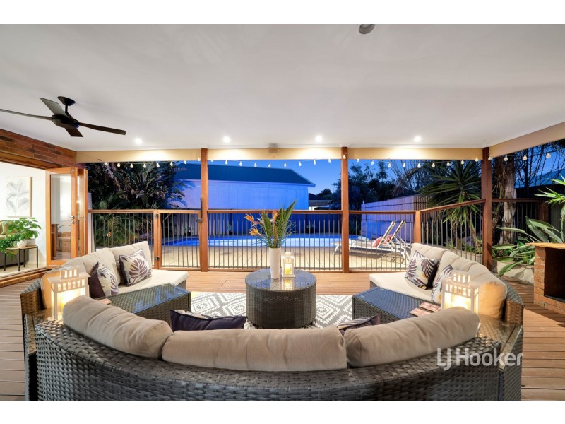 25 Peppertree Drive, Point Cook VIC 3030