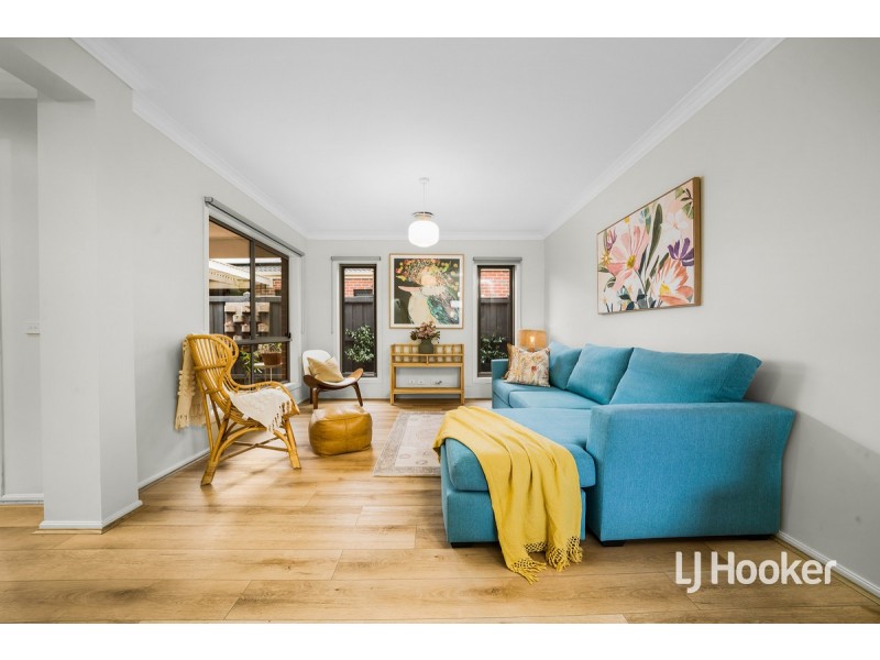 90 Fongeo Drive, Point Cook VIC 3030