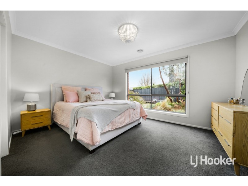 90 Fongeo Drive, Point Cook VIC 3030