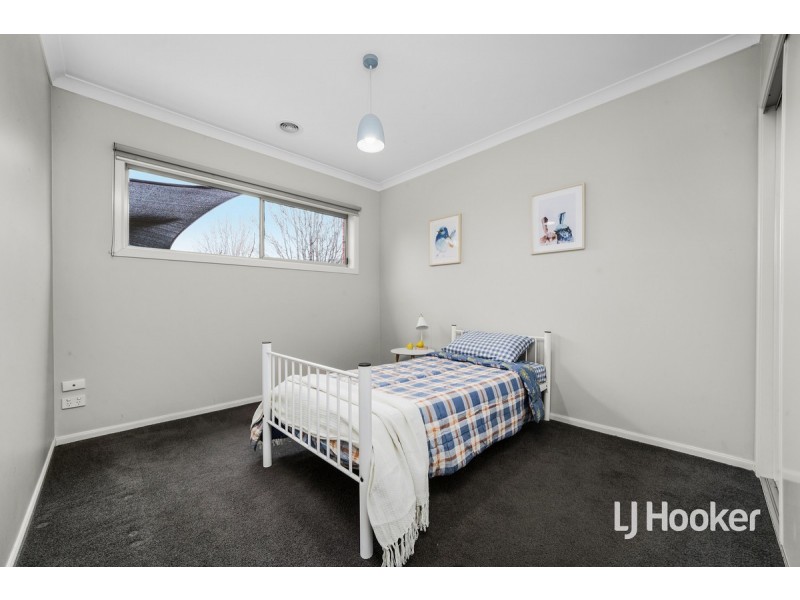 90 Fongeo Drive, Point Cook VIC 3030