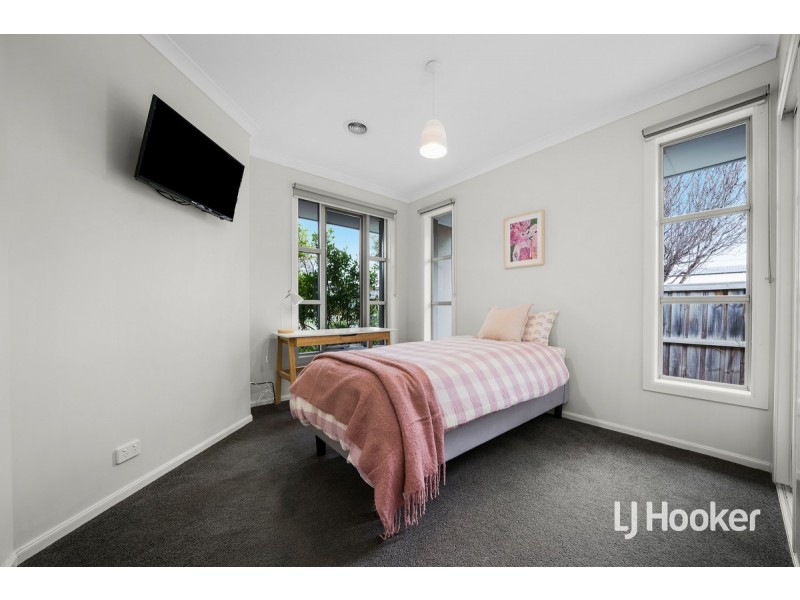 90 Fongeo Drive, Point Cook VIC 3030