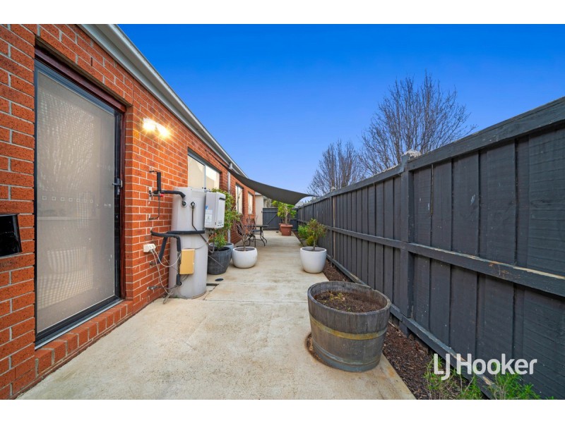 90 Fongeo Drive, Point Cook VIC 3030