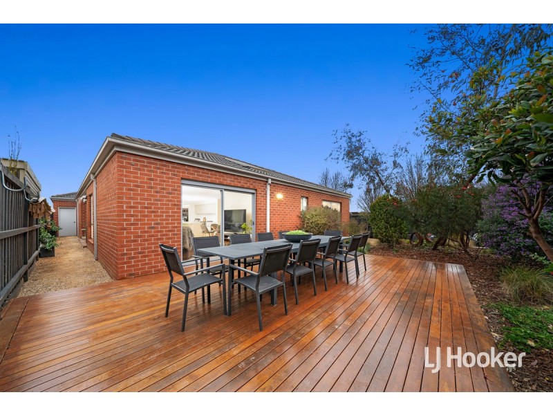 90 Fongeo Drive, Point Cook VIC 3030