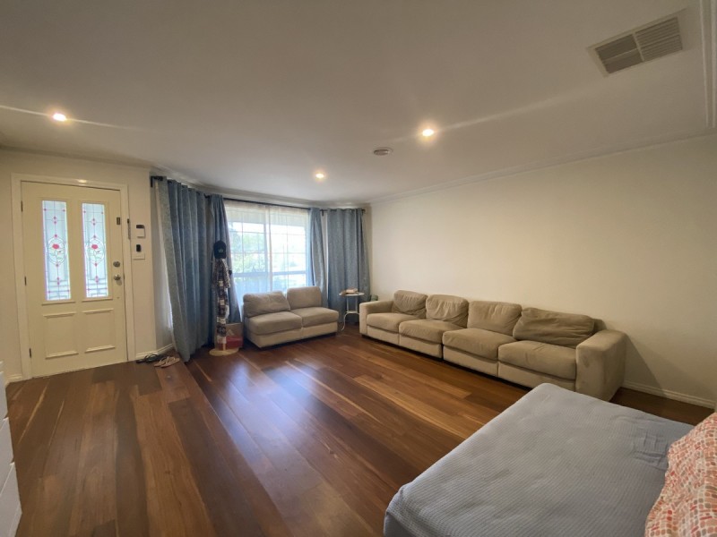 7 Andrew Chirnside Avenue, Seabrook VIC 3028