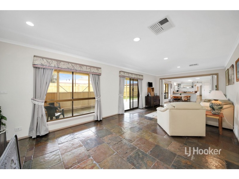 18A Norwood Court, Hoppers Crossing VIC 3029