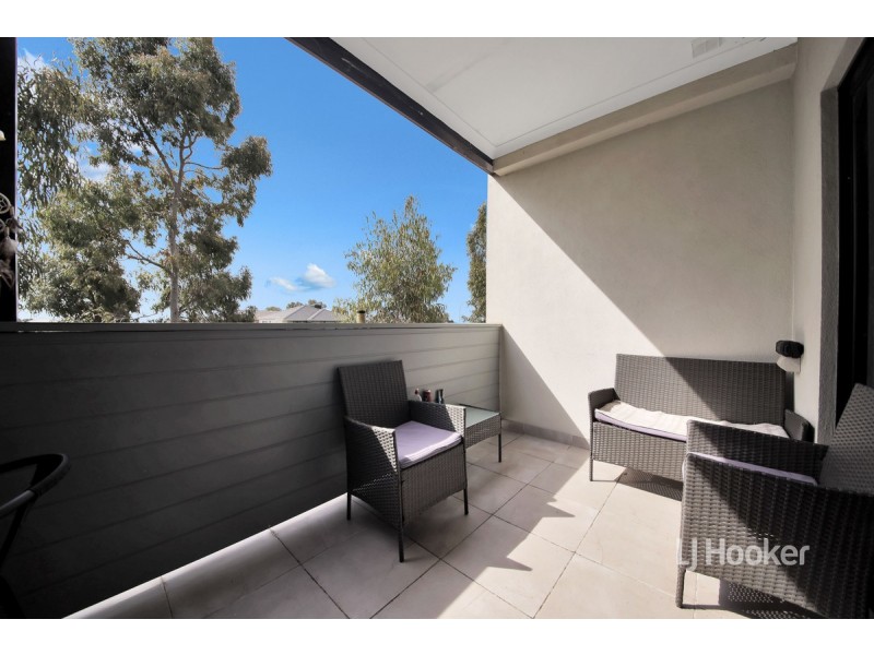 29 Nugget Way, Cranbourne East VIC 3977