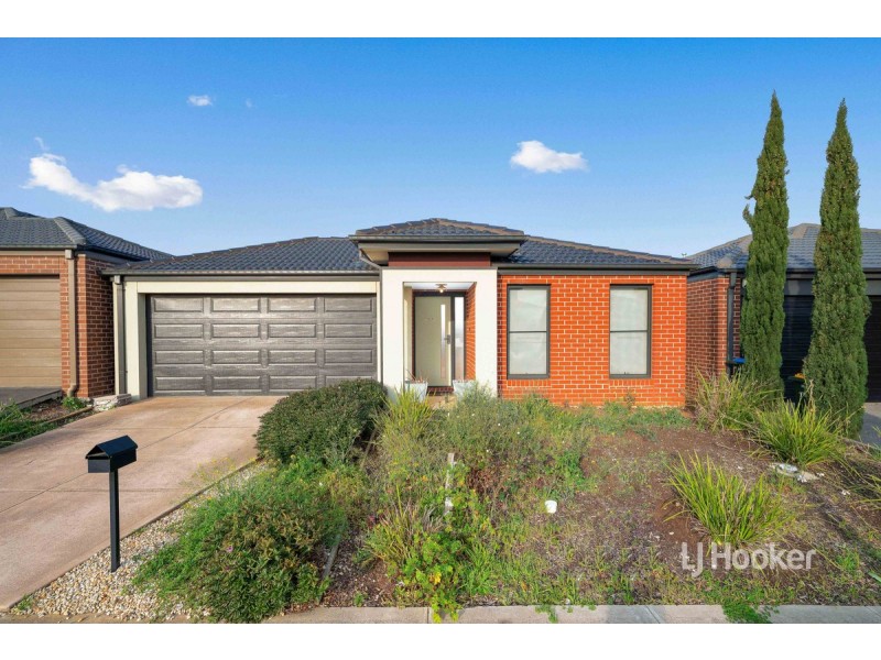 16 Allcrest Way, Truganina VIC 3029