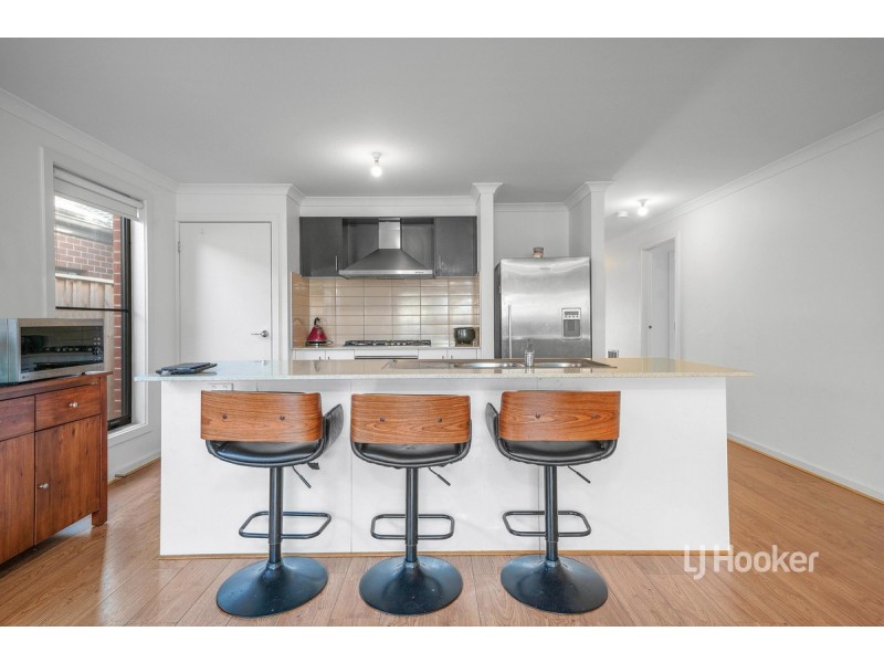 16 Allcrest Way, Truganina VIC 3029
