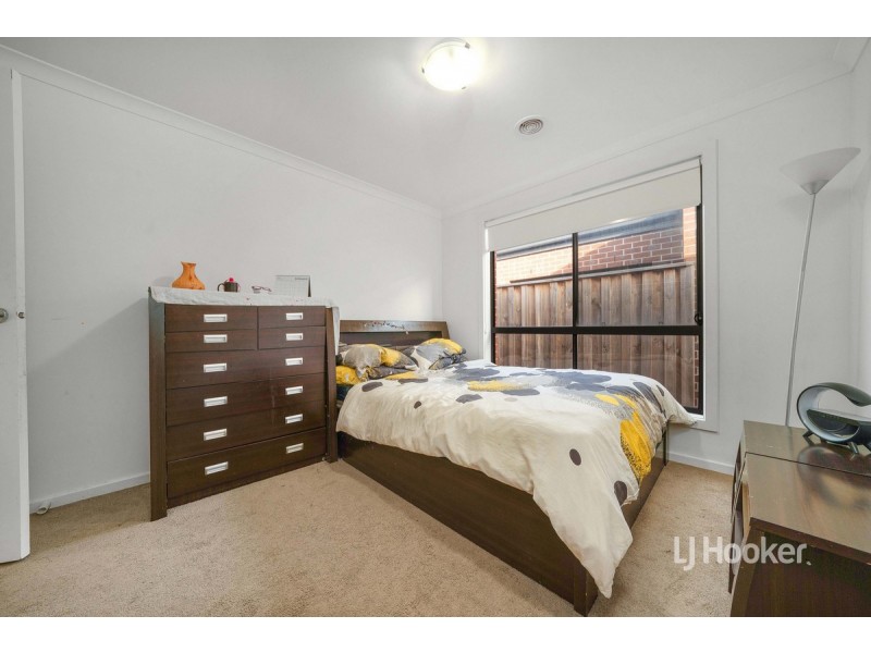 16 Allcrest Way, Truganina VIC 3029