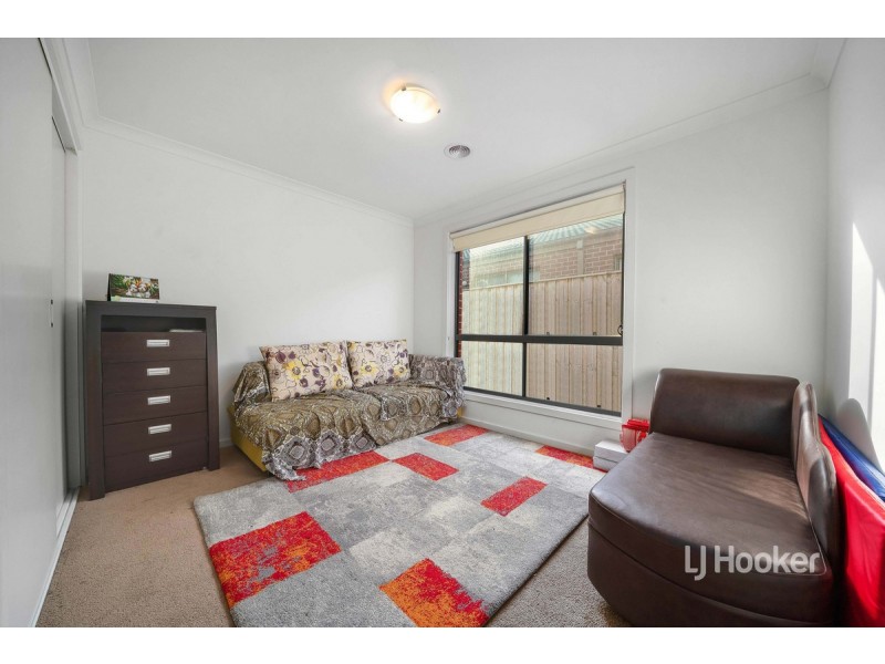 16 Allcrest Way, Truganina VIC 3029