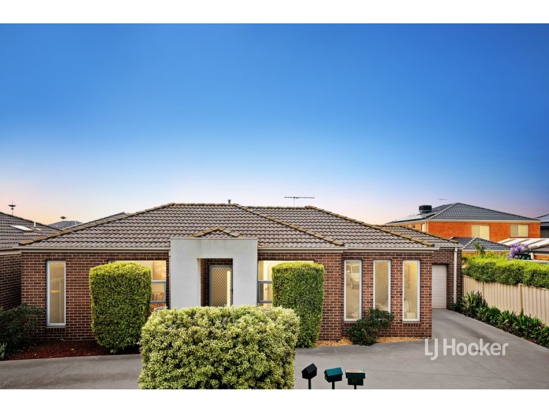 1/23 Tenerrife Crescent, Point Cook VIC 3030