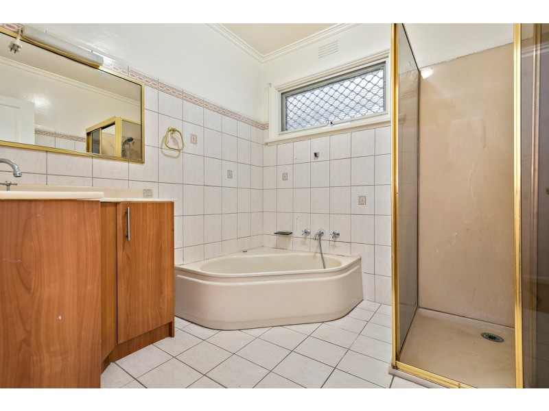 35 Ginifer Avenue, Altona North VIC 3025