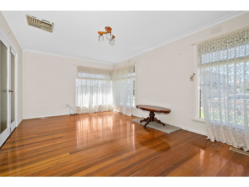 35 Ginifer Avenue, Altona North VIC 3025