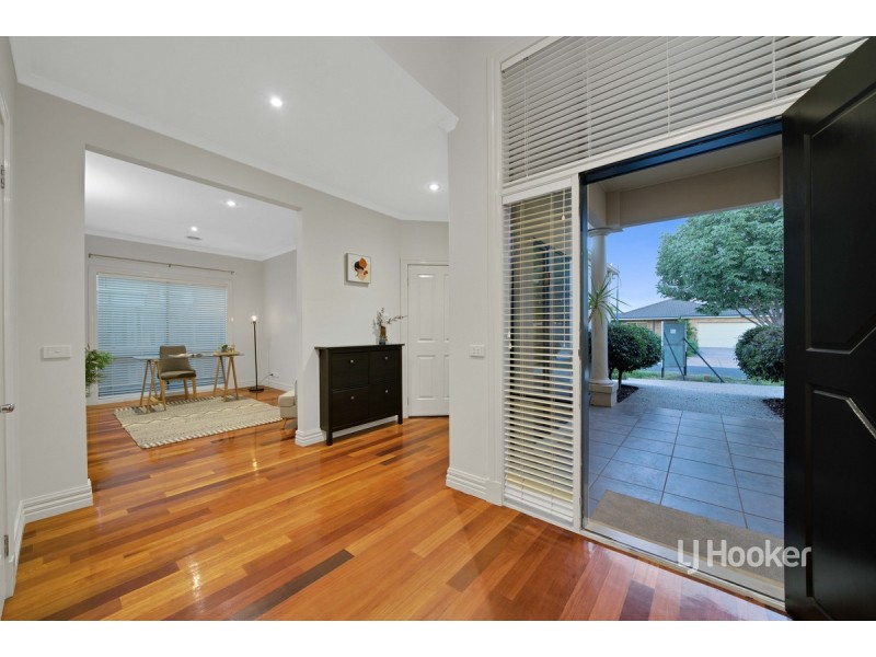 14 Sassari Court, Point Cook VIC 3030