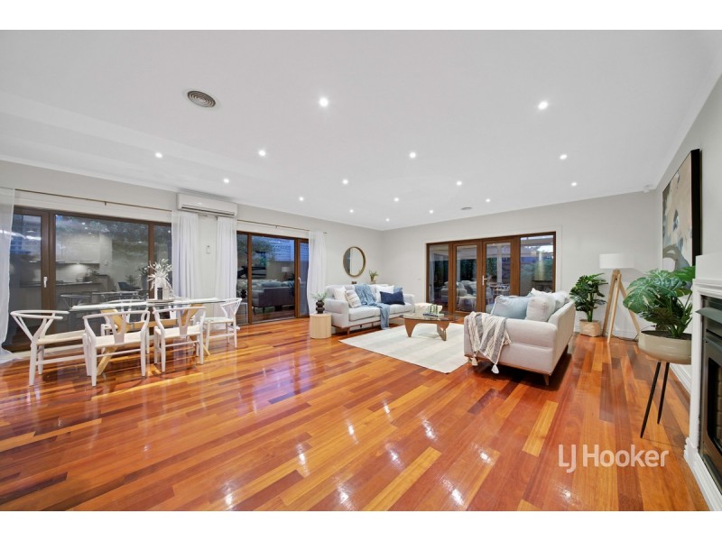 14 Sassari Court, Point Cook VIC 3030