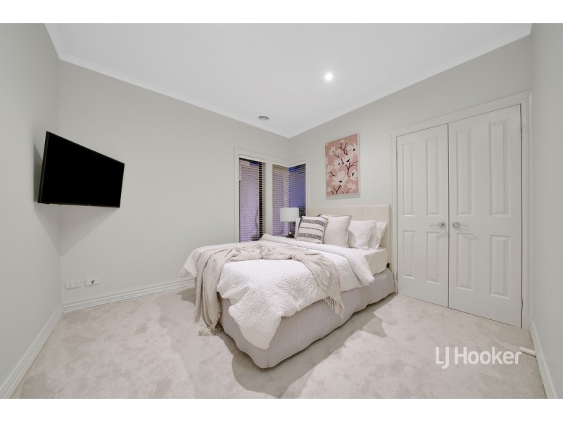 14 Sassari Court, Point Cook VIC 3030
