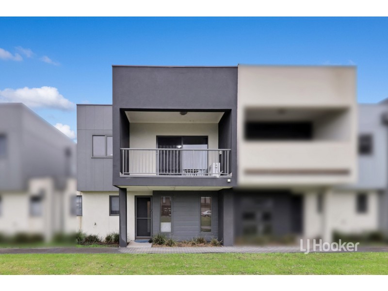 25 Sable Circuit, Officer VIC 3809