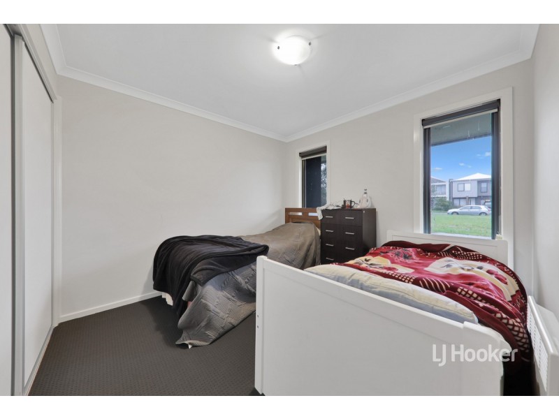 25 Sable Circuit, Officer VIC 3809