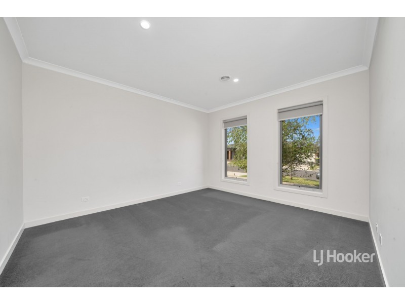 85 Middleton Drive, Point Cook VIC 3030