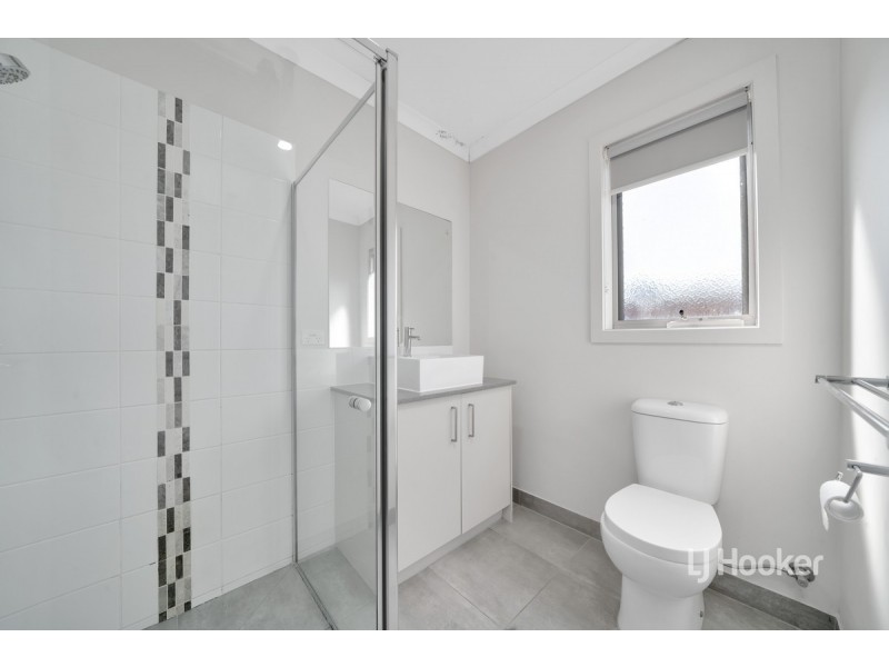 85 Middleton Drive, Point Cook VIC 3030