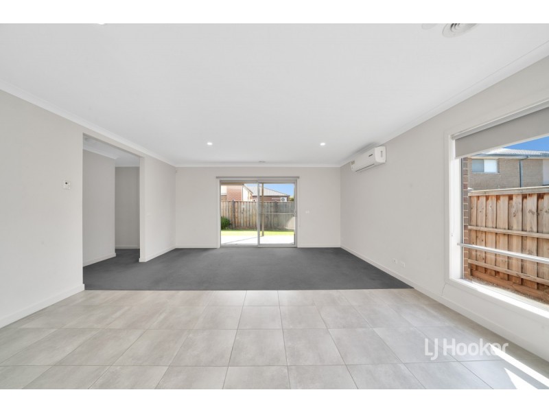 85 Middleton Drive, Point Cook VIC 3030