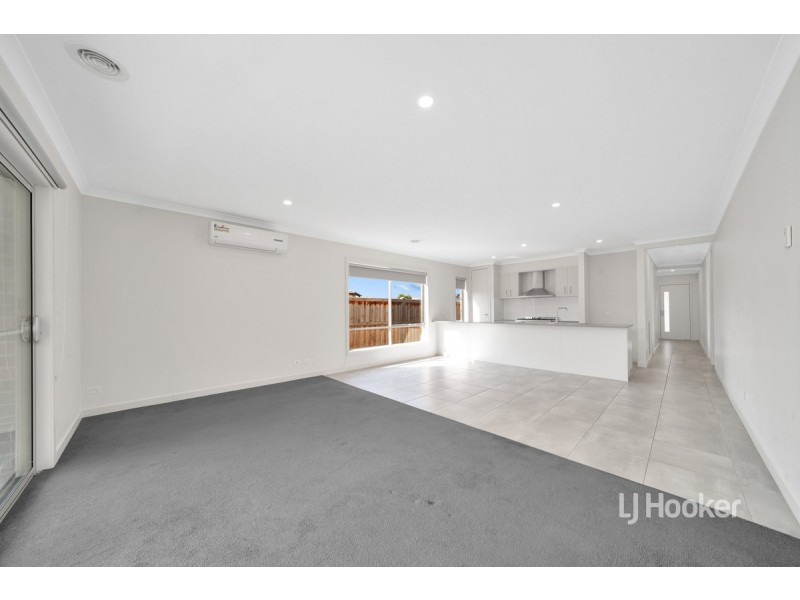 85 Middleton Drive, Point Cook VIC 3030