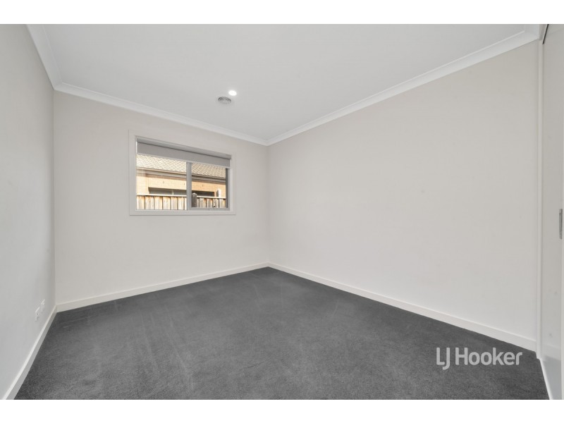 85 Middleton Drive, Point Cook VIC 3030
