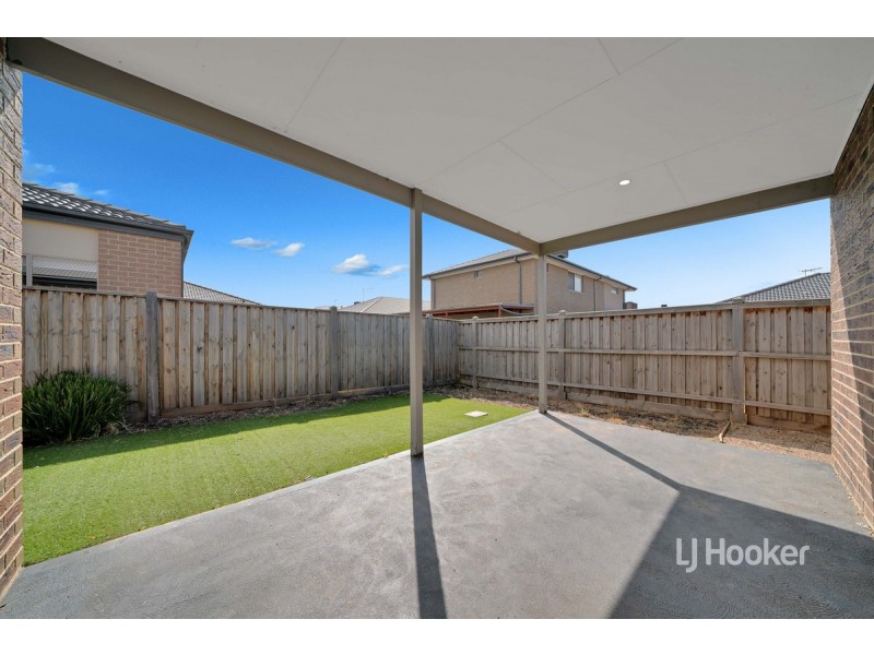 85 Middleton Drive, Point Cook VIC 3030