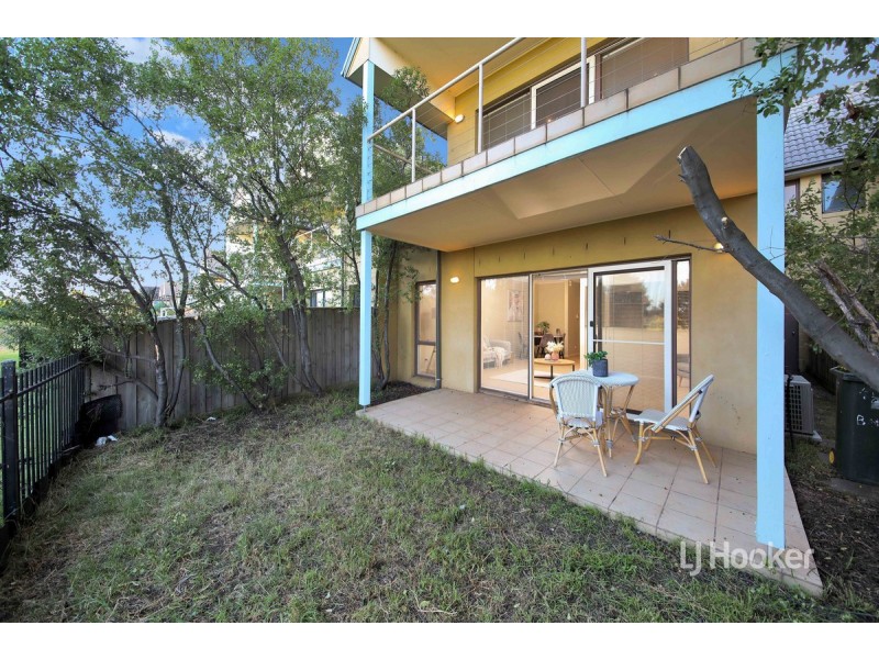 40/1 Greg Norman Drive, Sanctuary Lakes VIC 3030
