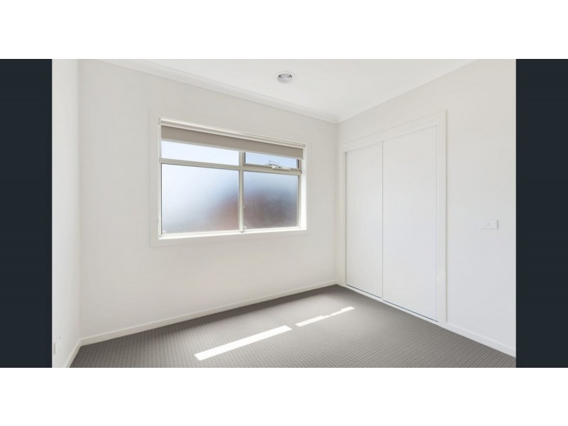 9 Squadron Road, Point Cook VIC 3030