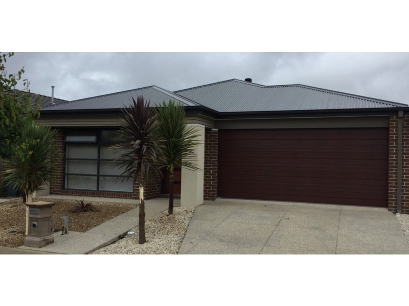 12 Knight Avenue, Point Cook VIC 3030