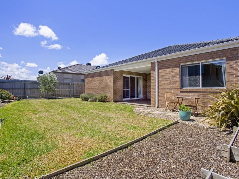 7 Windrest Way, Point Cook VIC 3030