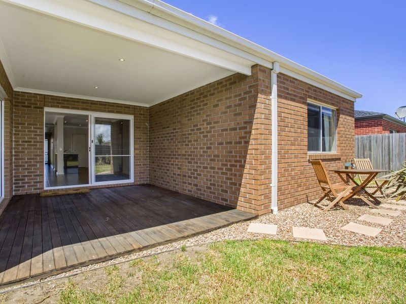 7 Windrest Way, Point Cook VIC 3030