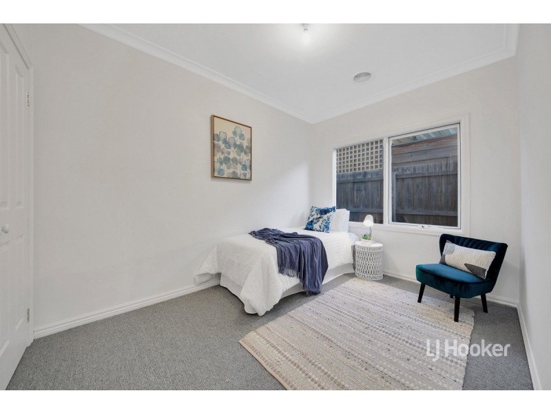 13 Sumner Crescent, Point Cook VIC 3030